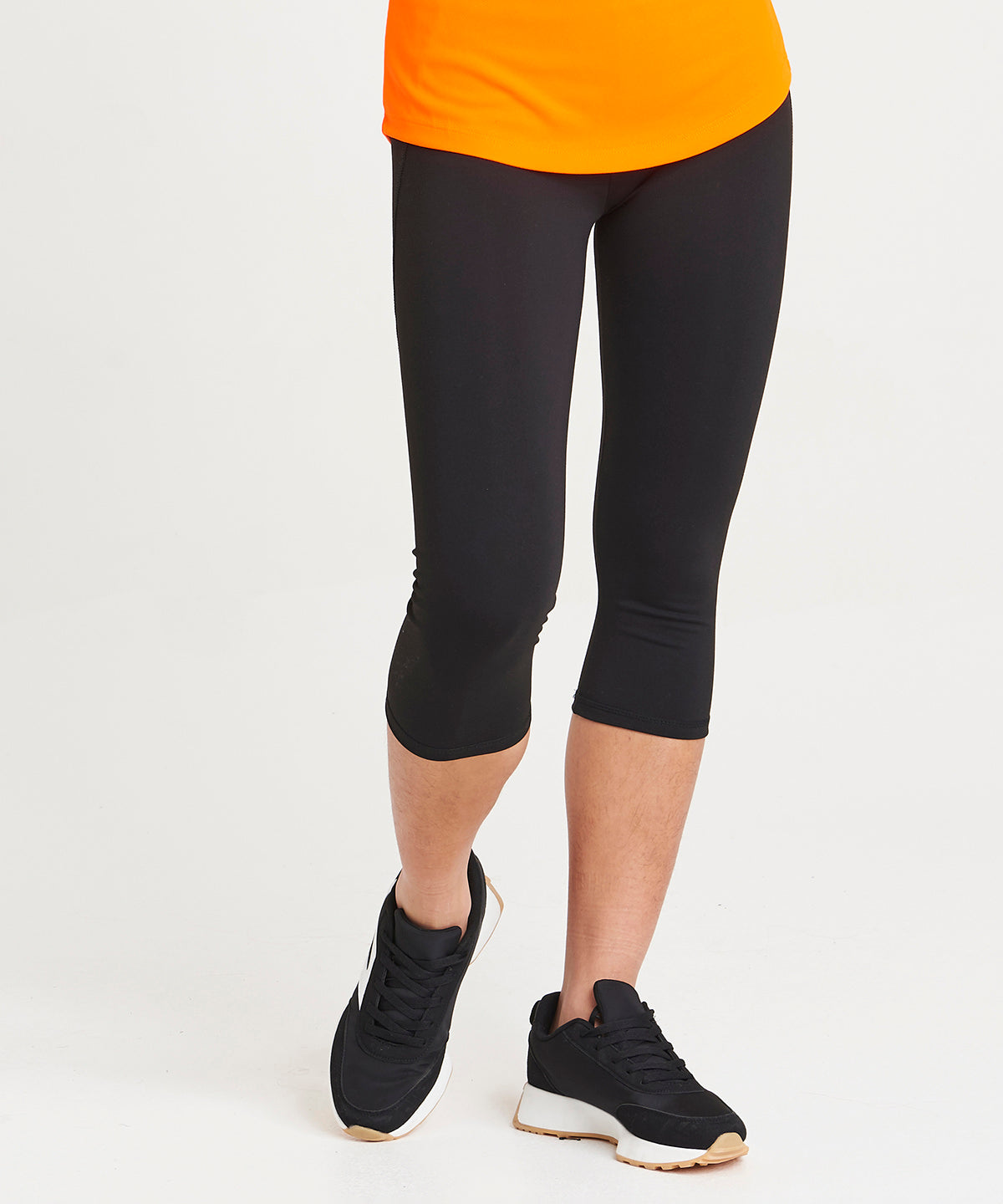 Tryck din logga på Leggings från AWDis Just Cool - Anpassa Dam: Cool capri i färgen för företag, föreningar och privatpersoner