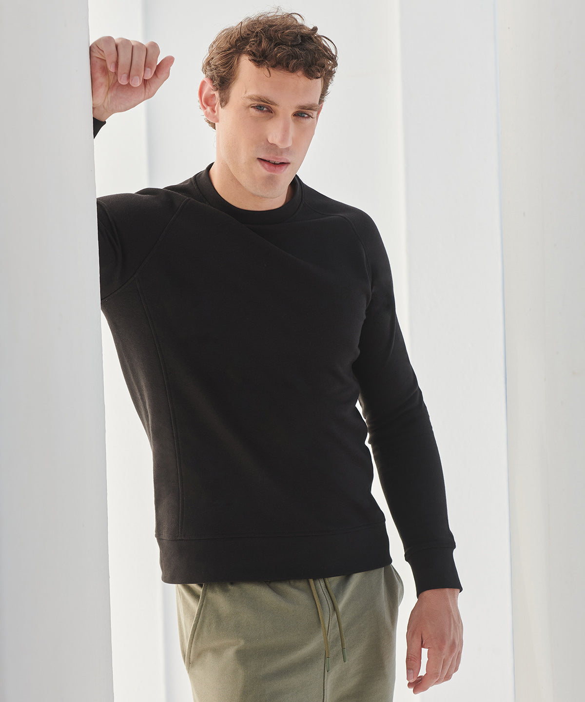 Tryck din logga på Sweatshirts från SF - Anpassa SF Unisex - Sweatshirt med Smal Passform i färgen för företag, föreningar och privatpersoner