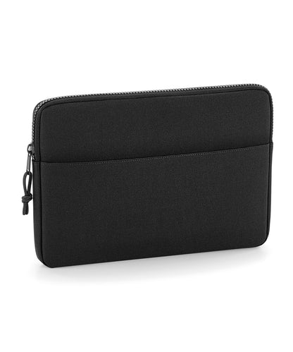 Tryck din logga på Laptopfodral från Bagbase - Anpassa Essential 15" fodral för bärbar dator i färgen Svart One Size för företag, föreningar och privatpersoner