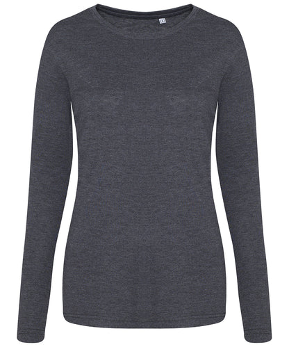 Tryck din logga på T-shirts från AWDis Just T's - Anpassa Ladies Long Sleeve Triblend T i färgen Mörkgrå för företag, föreningar och privatpersoner
