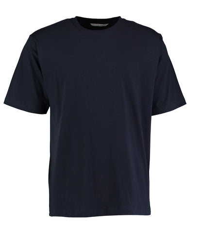 Tryck din logga på T-shirts från Kustom Kit - Anpassa Hunky superior T i färgen Marinblå för företag, föreningar och privatpersoner