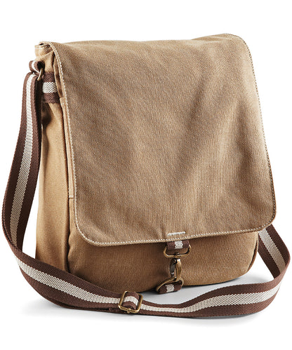 Tryck din logga på Väskor från Quadra - Anpassa Vintage budbärare i canvas i färgen Beige One Size för företag, föreningar och privatpersoner