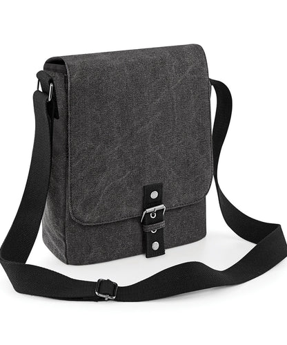 Tryck din logga på Väskor från Quadra - Anpassa Vintage canvas iPad/tablet reporter i färgen Svart One Size för företag, föreningar och privatpersoner