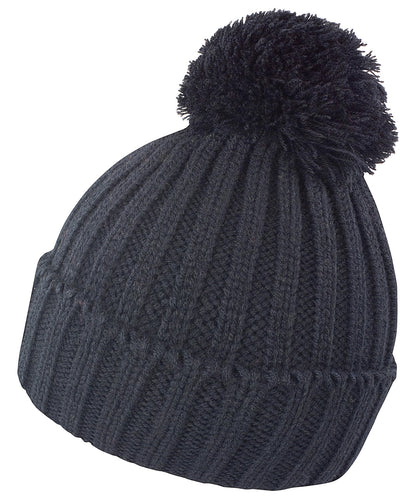 Tryck din logga på Mössor från Result Winter Essentials - Anpassa HDI quest stickad mössa i färgen Svart One Size för företag, föreningar och privatpersoner