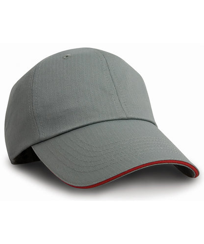 Tryck din logga på Kepsar från Result Headwear - Anpassa Fiskbensmönstrad keps med sandwichskärm i färgen Mörkgrå One Size för företag, föreningar och privatpersoner