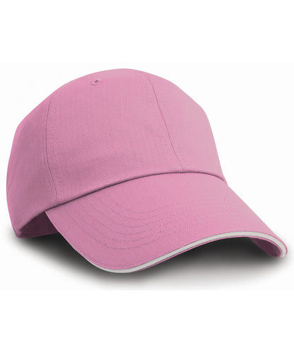 Tryck din logga på Kepsar från Result Headwear - Anpassa Fiskbensmönstrad keps med sandwichskärm i färgen Ljusrosa One Size för företag, föreningar och privatpersoner