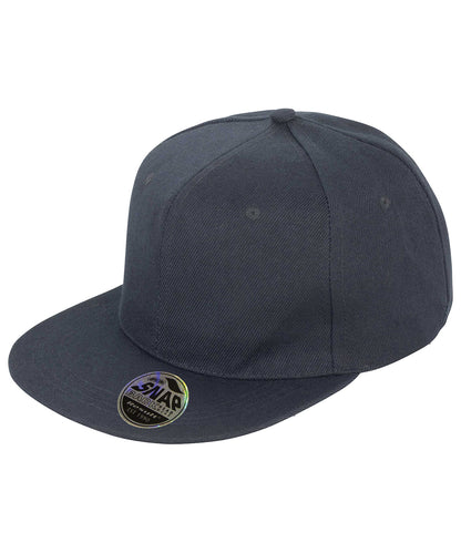 Tryck din logga på Kepsar från Result Headwear - Anpassa Bronx original snapback keps med platt skärm i färgen Svart One Size för företag, föreningar och privatpersoner