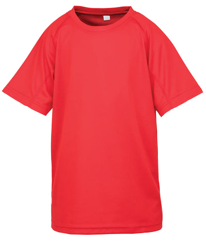 Tryck din logga på T-shirts från Spiro - Anpassa Junior performance aircool t-shirt i färgen Mellan röd för företag, föreningar och privatpersoner