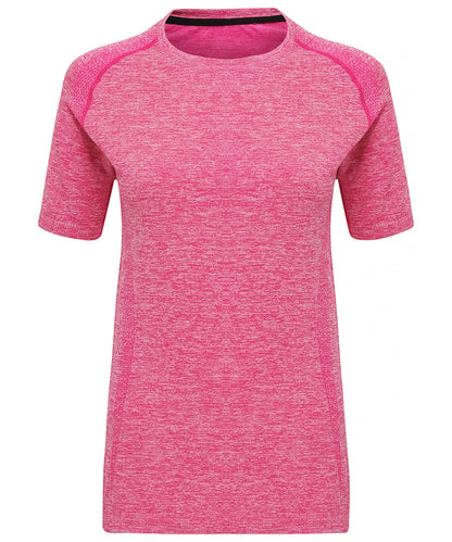 Tryck din logga på T-shirts från TriDri - Anpassa Kortärmad TriDri sömlös '3D fit' multisporttopp för damer i färgen Mellanrosa för företag, föreningar och privatpersoner