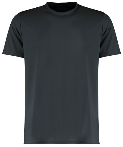 Tryck din logga på T-shirts från Kustom Kit - Anpassa Cooltex Plus Moisture-Wicking T-Shirt - Herr i färgen Mörkgrå för företag, föreningar och privatpersoner