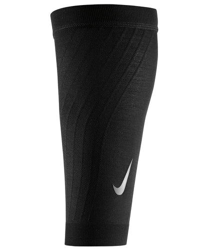 Tryck din logga på Benskydd från Nike - Anpassa Nike zonindelade stödärmar för vaderna i färgen Svart för företag, föreningar och privatpersoner