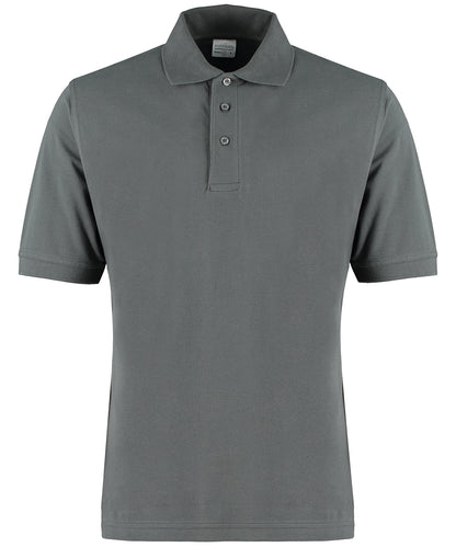Tryck din logga på Piké från Kustom Kit - Anpassa Classic Superwash Polo i färgen Mörkgrå för företag, föreningar och privatpersoner
