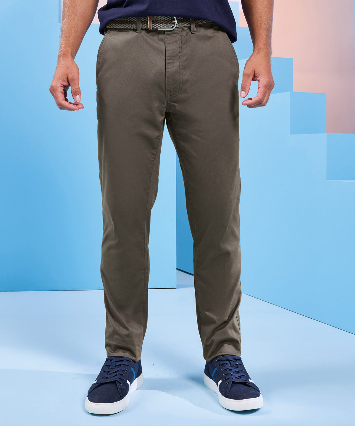 Tryck din logga på Chinos från Asquith & Fox - Anpassa Klassisk chinos för herr i färgen för företag, föreningar och privatpersoner