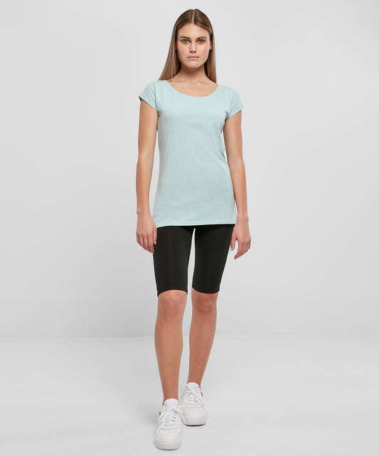 Tryck din logga på T-shirts från Build Your Brand Basic - Anpassa Wide Neck T-Shirt - Dam i färgen för företag, föreningar och privatpersoner