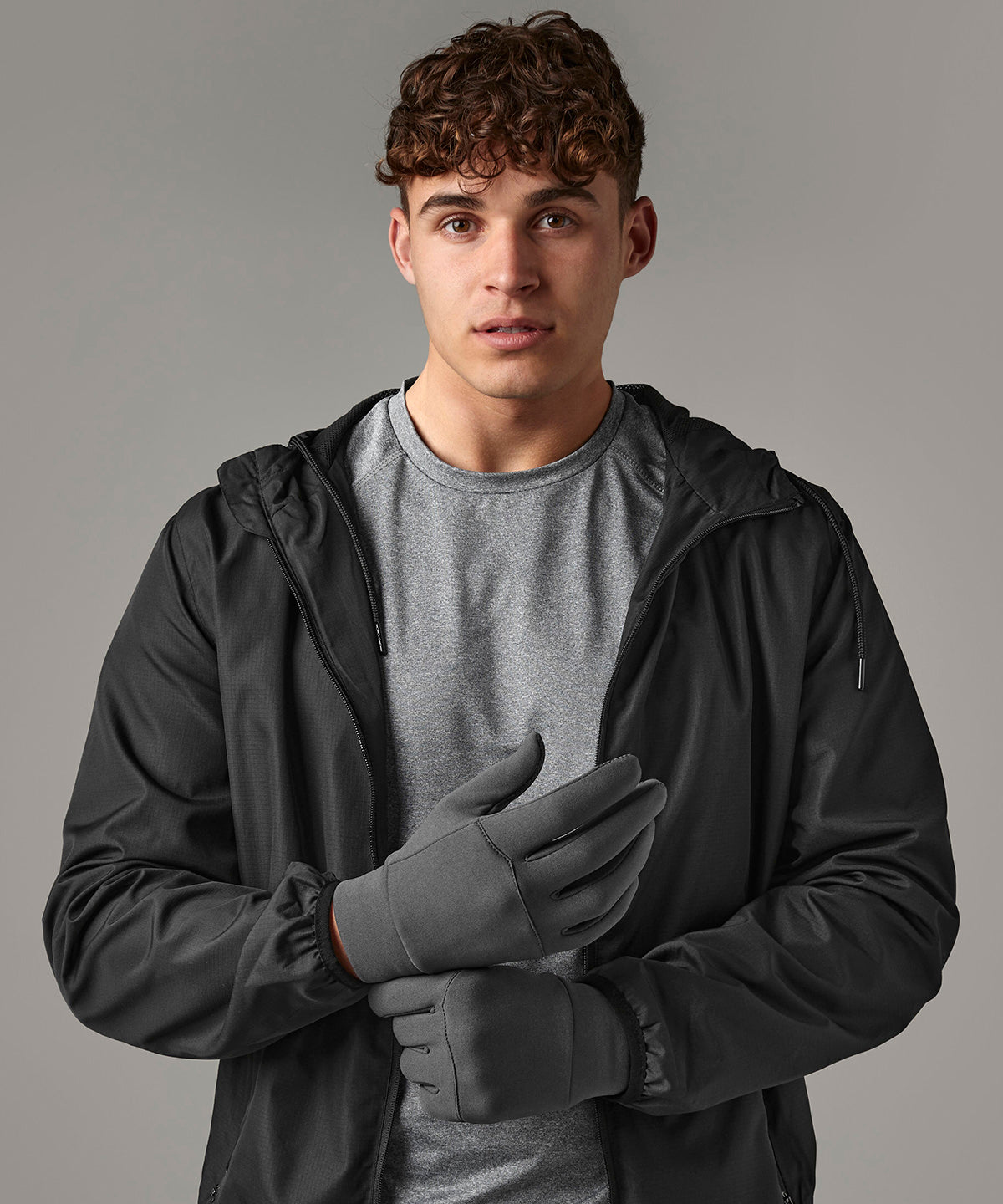 Tryck din logga på Handskar från Beechfield - Anpassa Softshell handskar för sport och teknik i färgen för företag, föreningar och privatpersoner