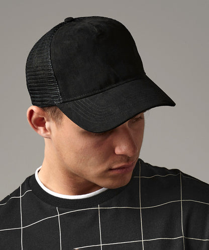 Tryck din logga på Kepsar från Beechfield - Anpassa Trucker med snapback i mocka i färgen för företag, föreningar och privatpersoner