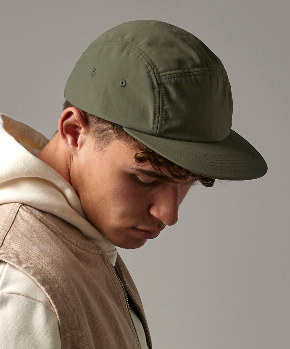 Tryck din logga på Kepsar från Beechfield - Anpassa Outdoor 5-panel camper keps i färgen för företag, föreningar och privatpersoner