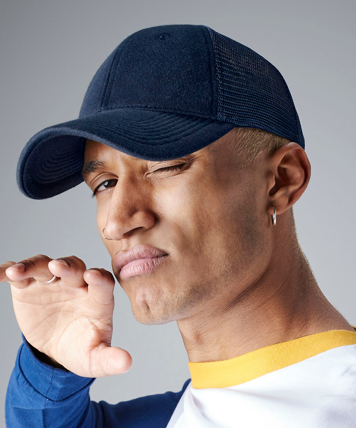 Tryck din logga på Kepsar från Beechfield - Anpassa Jersey athleisure-trucker i färgen för företag, föreningar och privatpersoner