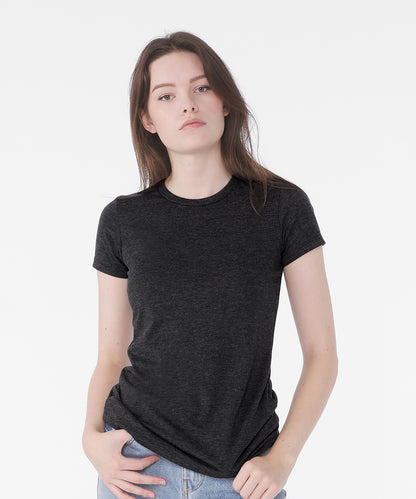 Tryck din logga på T-shirts från Bella Canvas - Anpassa Favorite Tee - Dam i färgen för företag, föreningar och privatpersoner