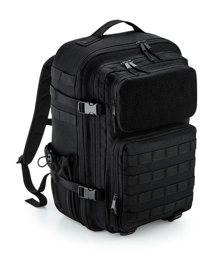 Tryck din logga på Väskor från Bagbase - Anpassa MOLLE taktisk 35L ryggsäck i färgen Svart One Size för företag, föreningar och privatpersoner