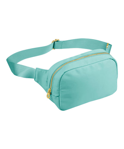 Tryck din logga på Väskor från Bagbase - Anpassa Sundae cross-body-väska i färgen Mellan grön One Size för företag, föreningar och privatpersoner