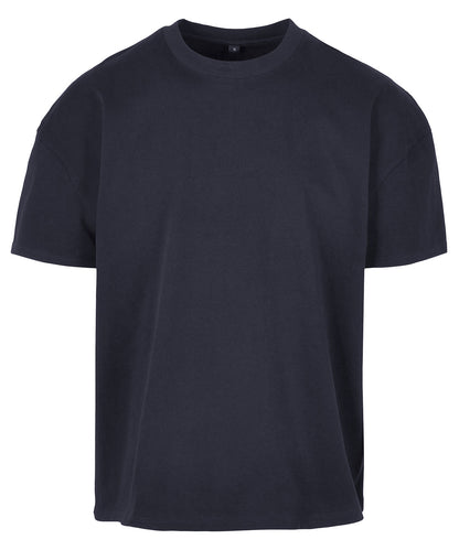 Tryck din logga på T-shirts från Build Your Brand - Anpassa Ultra Heavy Cotton Box Tee i färgen Marinblå för företag, föreningar och privatpersoner