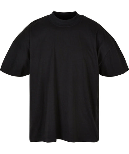 Tryck din logga på T-shirts från Build Your Brand - Anpassa Oversized High Neck T-Shirt i färgen Svart för företag, föreningar och privatpersoner