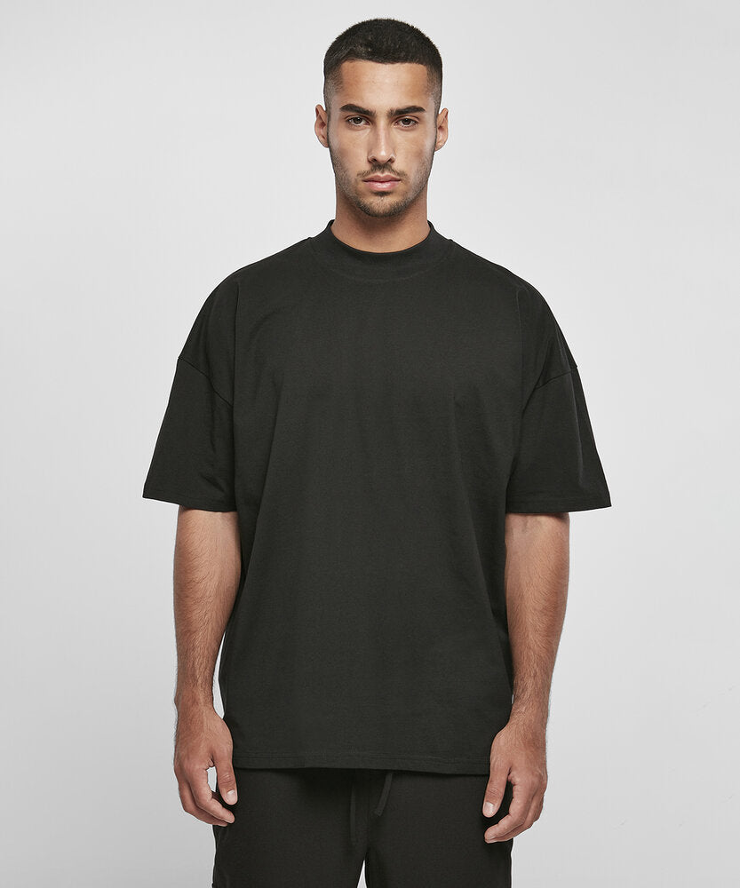 Tryck din logga på från Impala Print Shop - Anpassa BUILD YOUR BRAND Oversized mock neck tee BY230 i färgen för företag, föreningar och privatpersoner