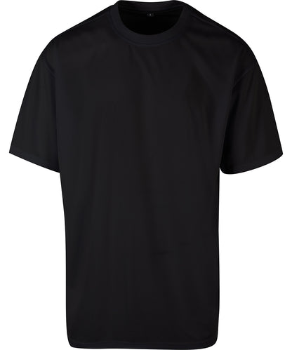 Tryck din logga på T-shirts från Build Your Brand - Anpassa E-Sport Oversized Mesh T-Shirt - Herr i färgen Svart för företag, föreningar och privatpersoner