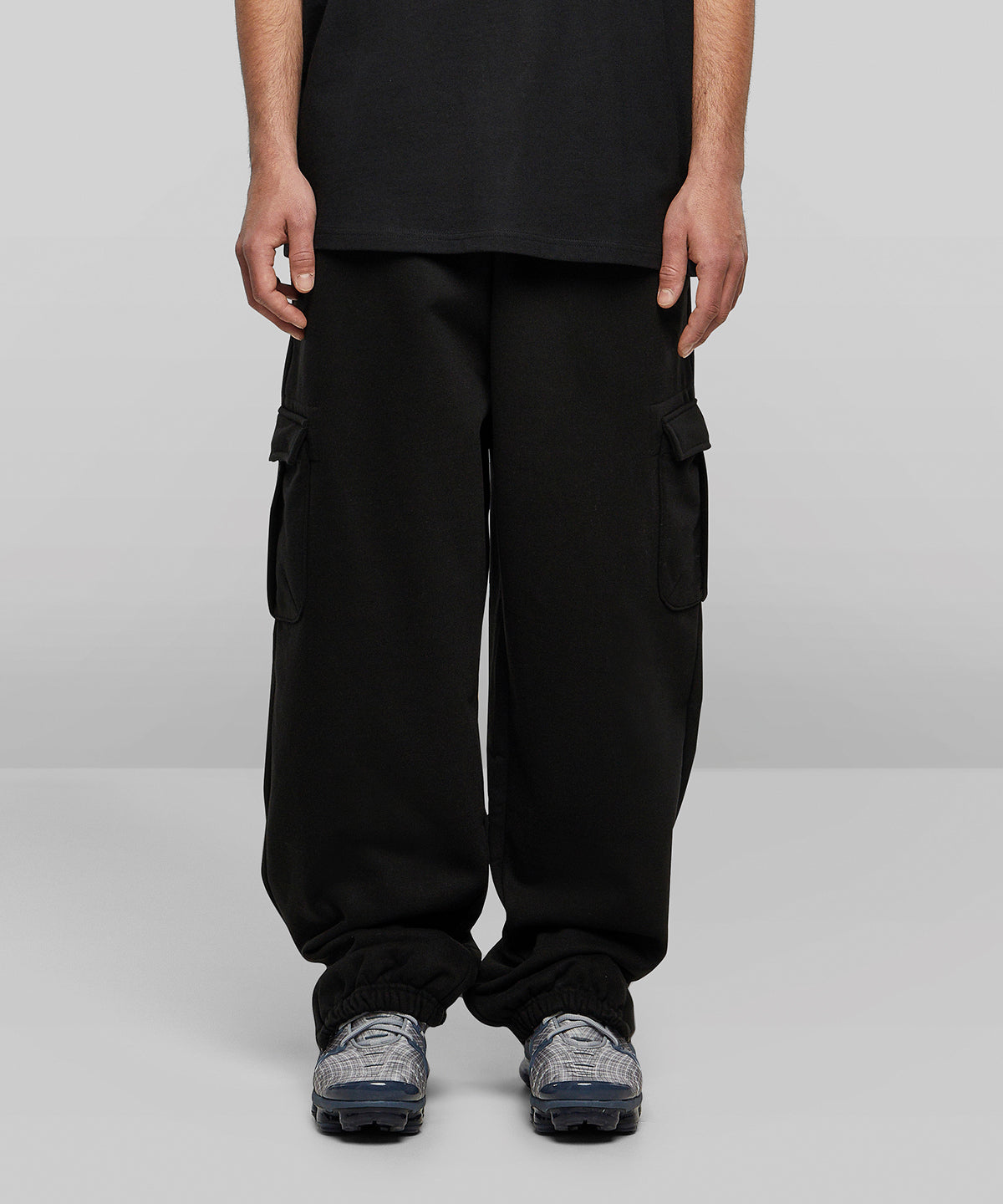 Tryck din logga på Mjukisbyxor från Build Your Brand - Anpassa 90-tals cargo-sweatpants i färgen för företag, föreningar och privatpersoner