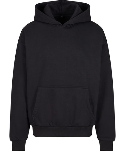 Tryck din logga på Hoodies från Build Your Brand - Anpassa Build Your Brand - Ultra-Tung Överdimensionerad Hoodie i färgen Svart för företag, föreningar och privatpersoner