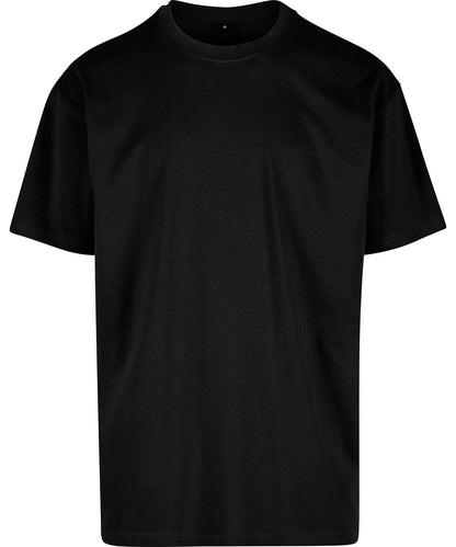 Tryck din logga på T-shirts från Build Your Brand - Anpassa Cotton Loose Tee - Herr i färgen Svart för företag, föreningar och privatpersoner
