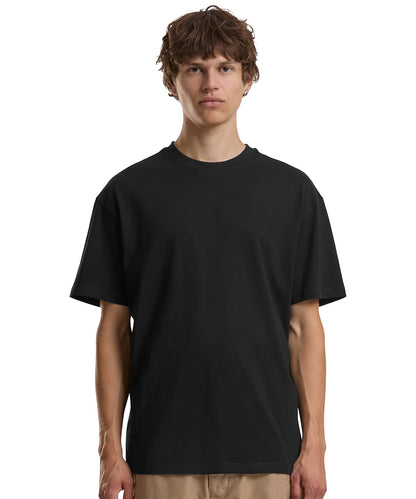 Tryck din logga på T-shirts från Build Your Brand - Anpassa Cotton Loose Tee - Herr i färgen för företag, föreningar och privatpersoner