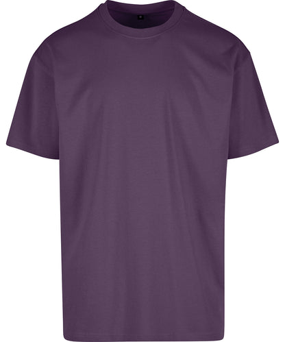 Tryck din logga på T-shirts från Build Your Brand - Anpassa Cotton Loose Tee - Herr i färgen Mörk lila för företag, föreningar och privatpersoner
