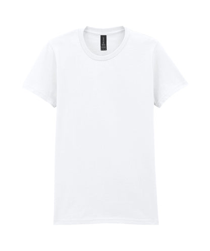 Tryck din logga på T-shirts från Gildan - Anpassa Softstyle Midweight T-Shirt - Dam i färgen Vit för företag, föreningar och privatpersoner