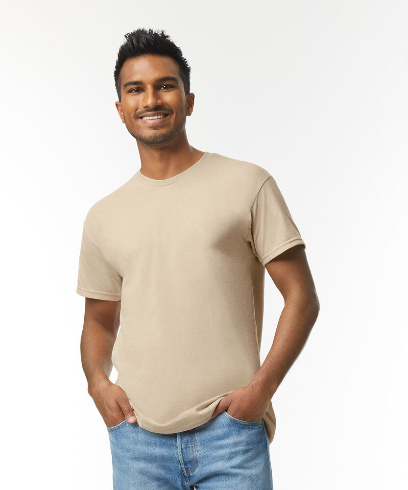 Tryck din logga på T-shirts design från Gildan - Anpassa Gildan Heavy Cotton™ 5000 – Klassisk Basic T-shirt i Slitstarkt Material i färgen för företag, föreningar och privatpersoner