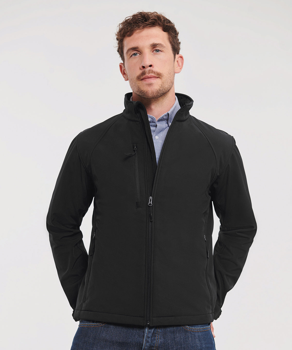 Tryck din logga på Softshelljackor från Russell Europe - Anpassa Softshell-jacka i färgen för företag, föreningar och privatpersoner
