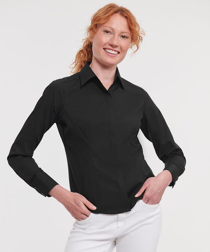 Tryck din logga på Skjortor från Russell Collection - Anpassa Långärmad poplinskjorta i lättskött polycotton för damer i färgen för företag, föreningar och privatpersoner
