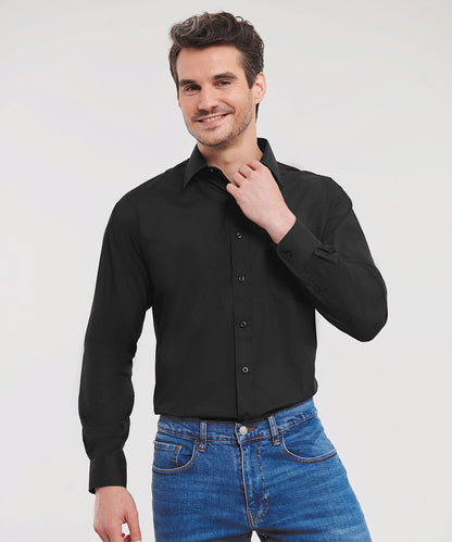 Tryck din logga på Skjortor från Russell Collection - Anpassa Långärmad poplinskjorta i lättskött polycotton i färgen för företag, föreningar och privatpersoner