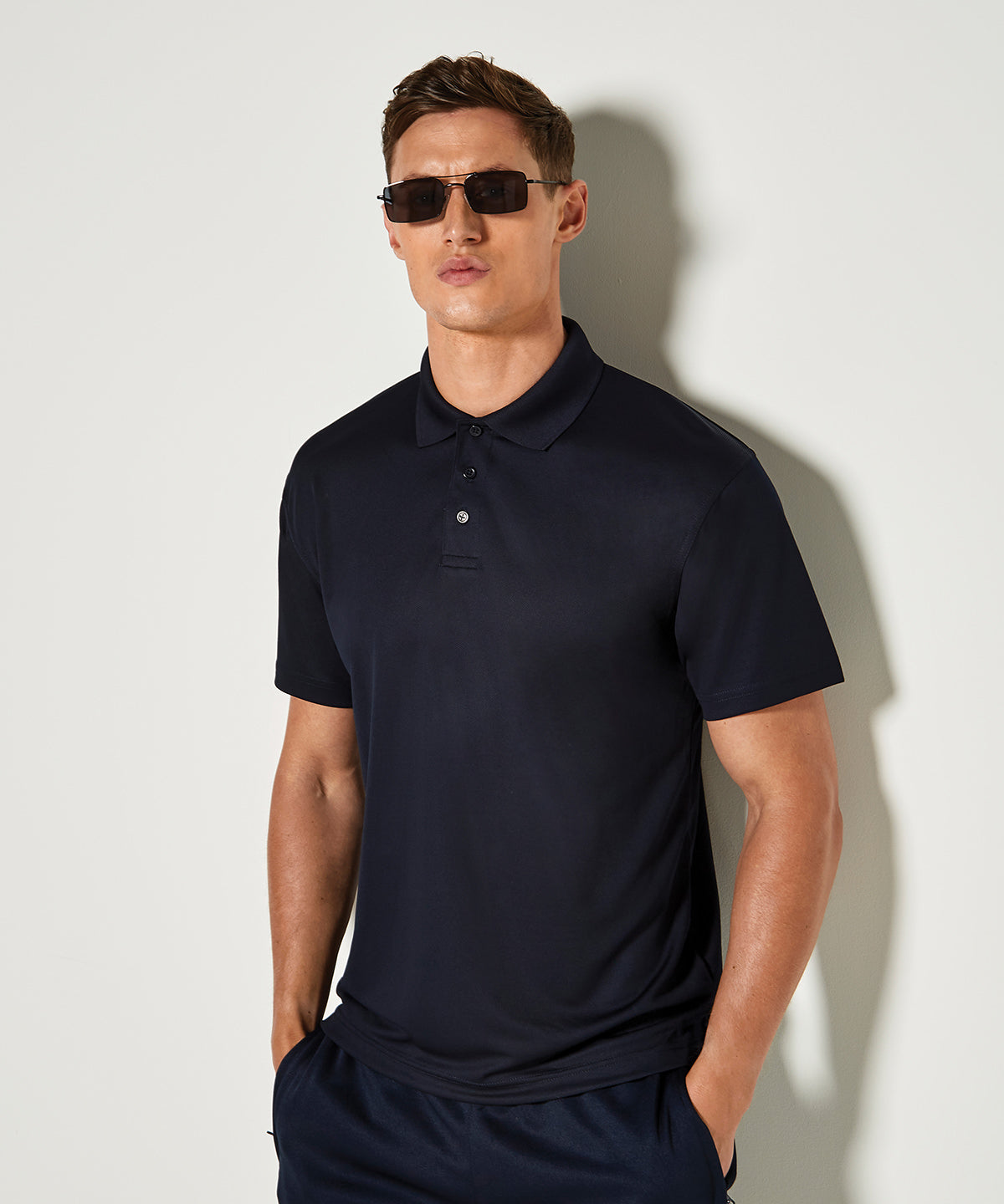 Tryck din logga på Piké från Kustom Kit - Anpassa Cooltex Plus Micro-Mesh Polo i färgen för företag, föreningar och privatpersoner