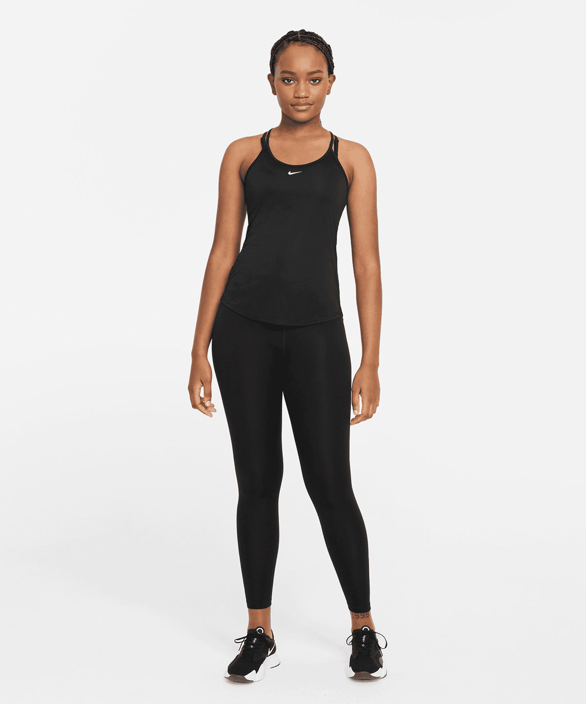 Tryck din logga på Linnen från Nike - Anpassa Dam Nike One Dri-FIT Elastika tank med standardpassform i färgen för företag, föreningar och privatpersoner