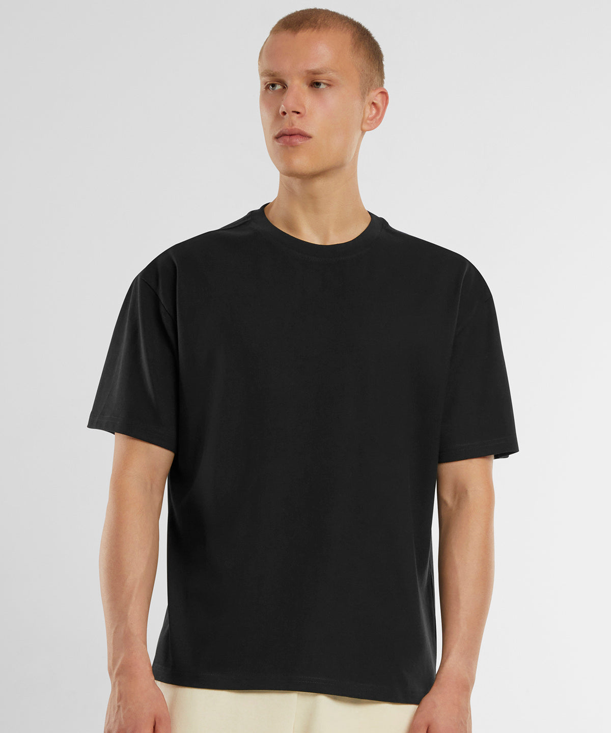 Tryck din logga på T-shirts från New Morning Studios - Anpassa Oversized Jersey Tee – Unisex i färgen för företag, föreningar och privatpersoner