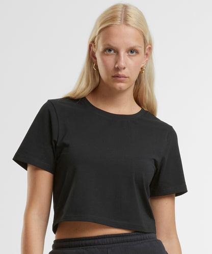 Tryck din logga på T-shirts från New Morning Studios - Anpassa Dam Cropped Tee i färgen för företag, föreningar och privatpersoner