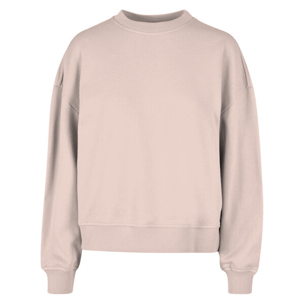 Tryck din logga på från Impala Print Shop - Anpassa BUILD YOUR BRAND Women’s oversized crew neck sweatshirt BY212 i färgen Soft Pink för företag, föreningar och privatpersoner