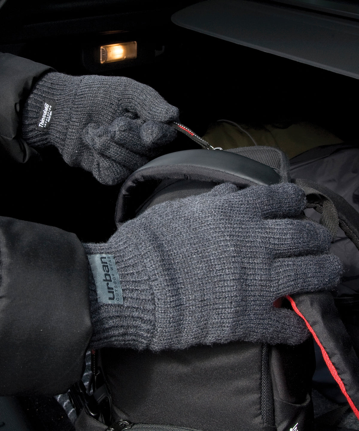 Tryck din logga på Handskar från Result Winter Essentials - Anpassa Klassiska helfodrade Thinsulate-handskar i färgen för företag, föreningar och privatpersoner