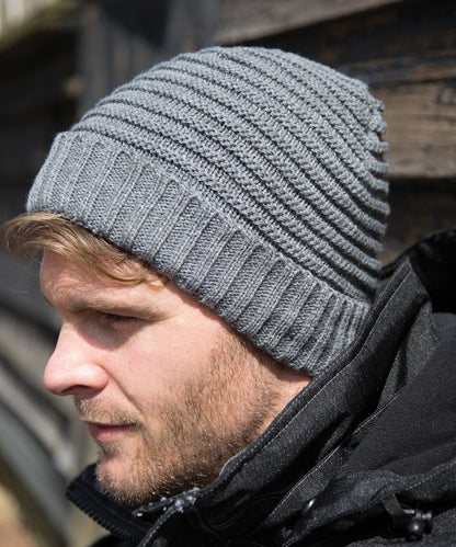 Tryck din logga på Mössor från Result Winter Essentials - Anpassa Flätad hatt i färgen för företag, föreningar och privatpersoner