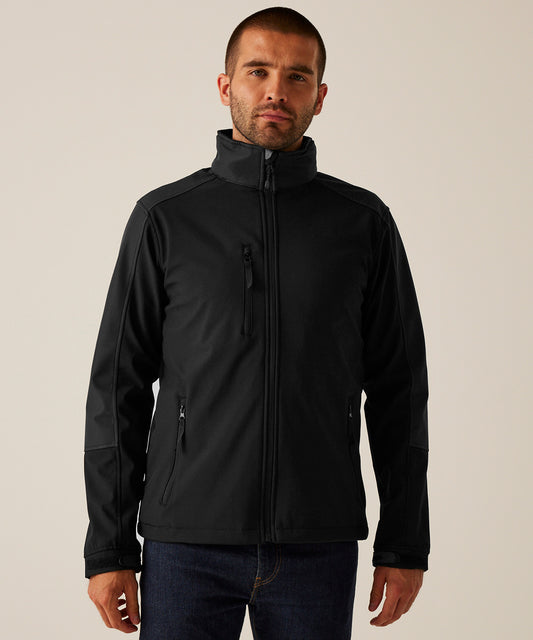 Tryck din logga på Softshelljackor från Regatta Professional - Anpassa Hydroforce 3-lagers softshell i färgen för företag, föreningar och privatpersoner