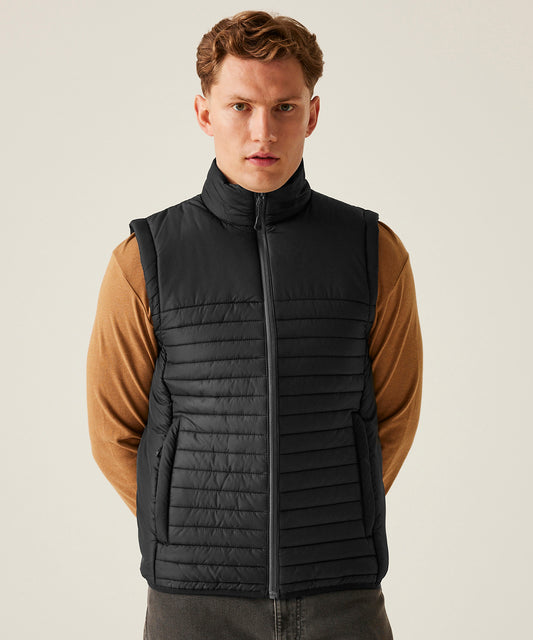 Tryck din logga på Termovästar från Regatta Honestly Made - Anpassa Honestly Made Återvunnen Termisk Bodywarmer i färgen för företag, föreningar och privatpersoner