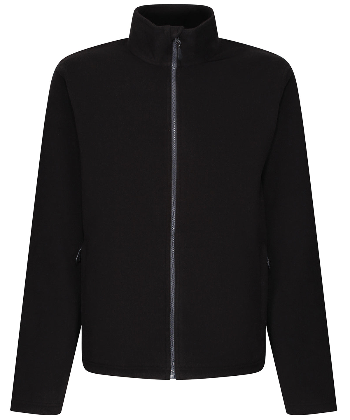 Tryck din logga på Fleece från Regatta Honestly Made - Anpassa Ärligt tillverkad återvunnen microfleece med full dragkedja i färgen Svart för företag, föreningar och privatpersoner