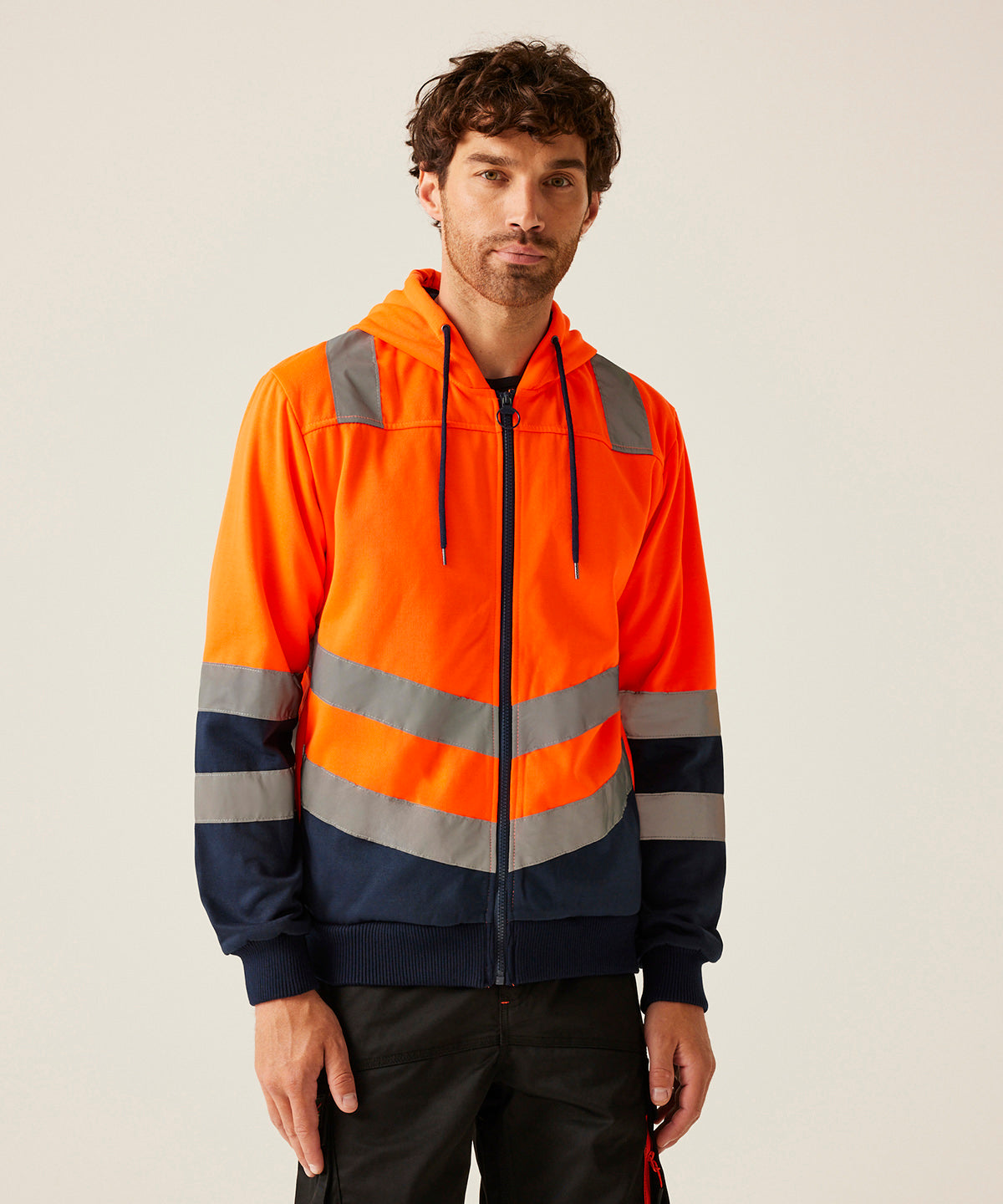 Tryck din logga på Hoodies från Regatta High Visibility - Anpassa Regatta High Visibility - Pro Hi-Vis Huvtröja med Full Dragkedja i färgen för företag, föreningar och privatpersoner